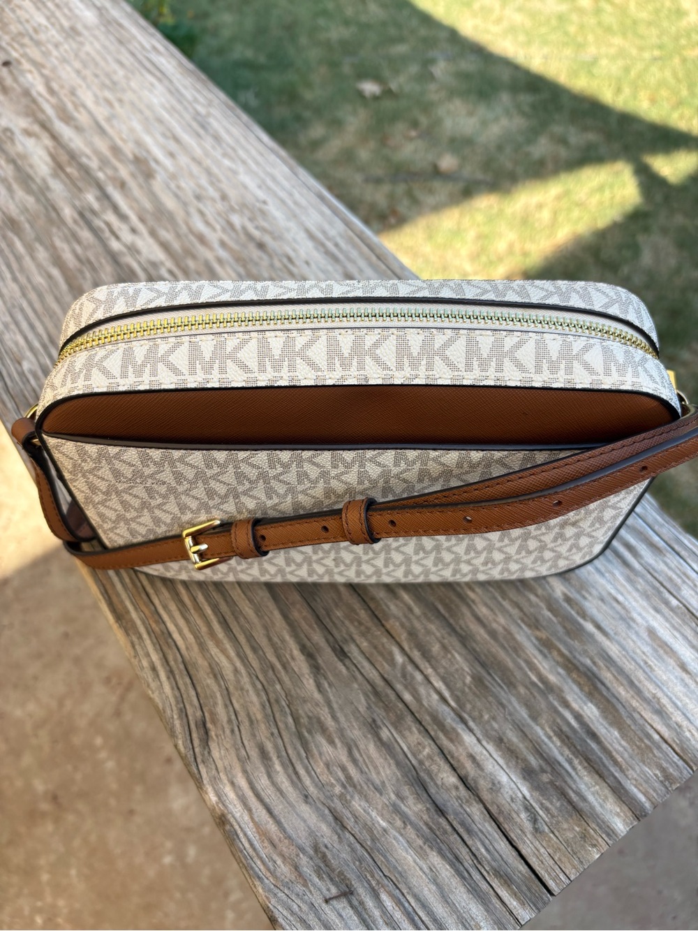 Michael Kors Beige MK Signature Crossbody with Brown Trim & Gold Chain - Picture 3 of 11